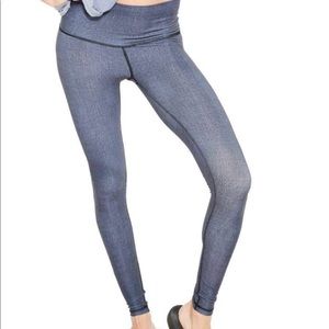 NEW Incredibly RARE NiyamaSol Black linen Small